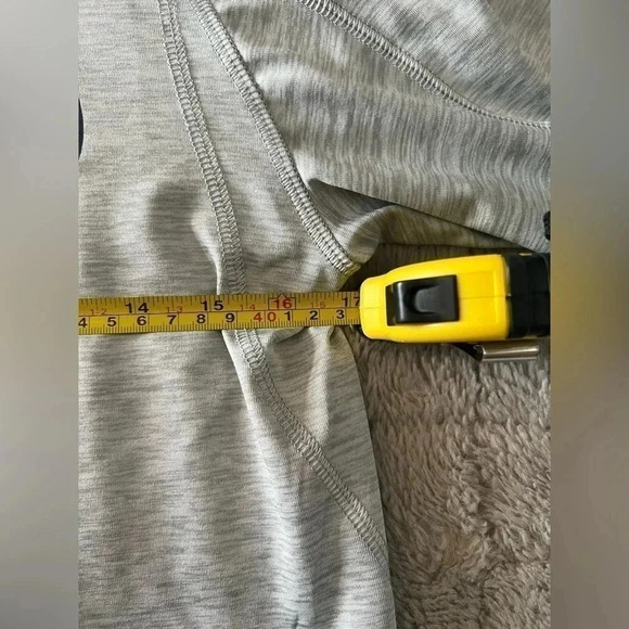 Vineyard vines performance long sleeve sweatshirt‎ size XS unisex - Picture 6 of 7